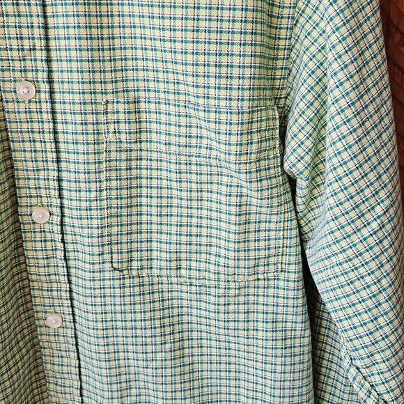 Izod Men's Light Green Plaid 100% Cotton Long Sleeve Button Down Size S - Picture 3 of 10